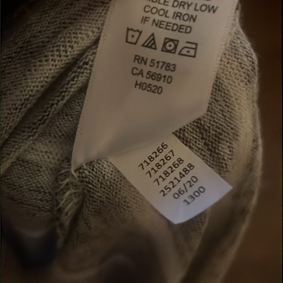 24/7 Maurices black & white horizontal striped 3/4 length sleeve women’s shirt S - Picture 9 of 9